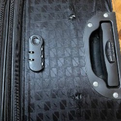 Чемодан - фото 3