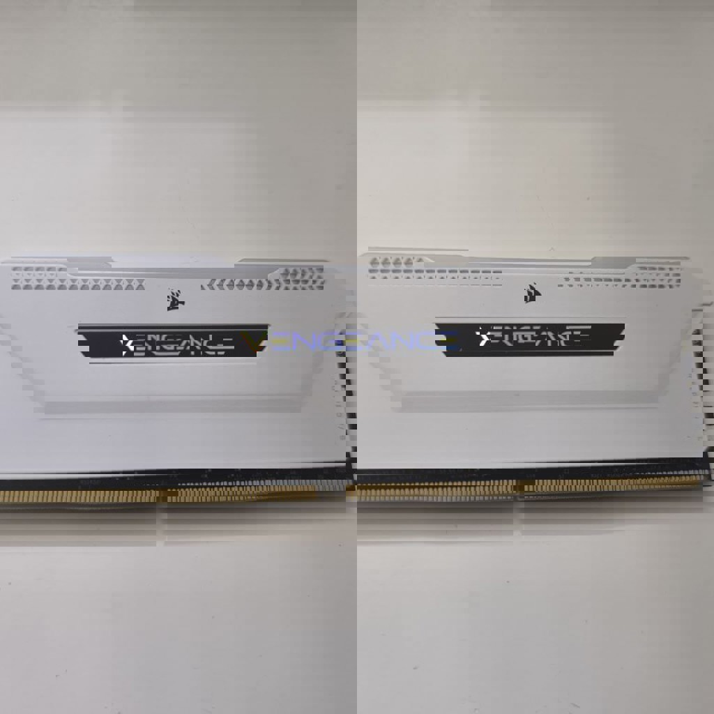 ОЗУ Corsair Vengeance RGB Pro
