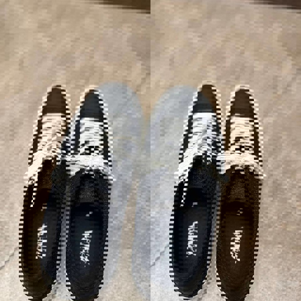 Кроссовки Zara