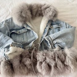 Джинсовая куртка с мехом - фото 4