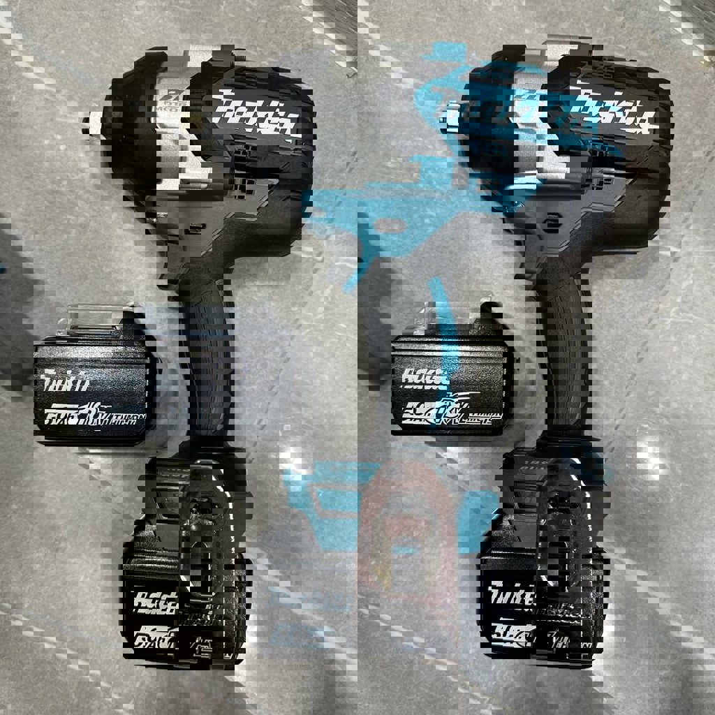 Гайковёрт Makita