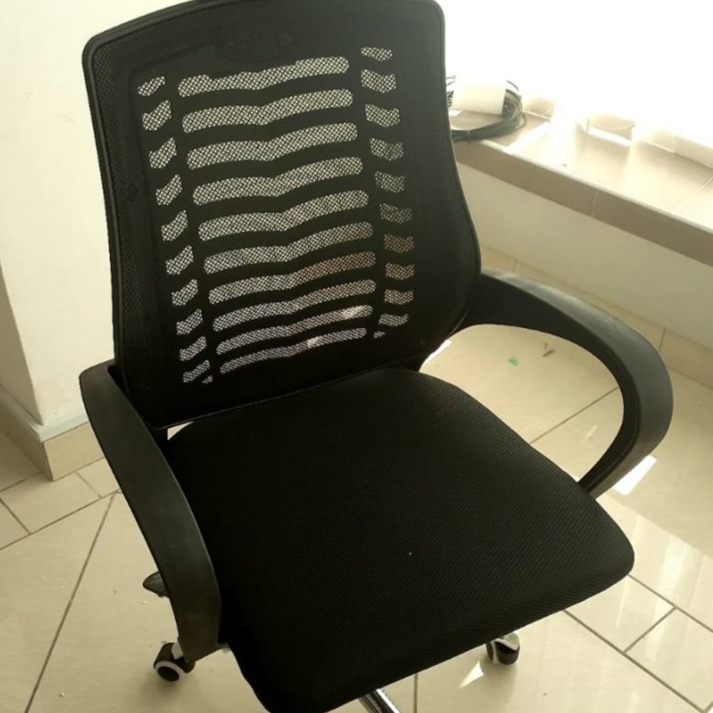 Компьютерное кресло