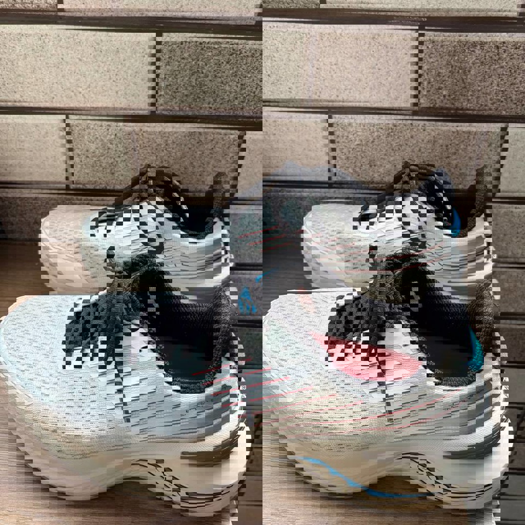 Мужские беговые кроссовки Saucony Endorphin Shift 3