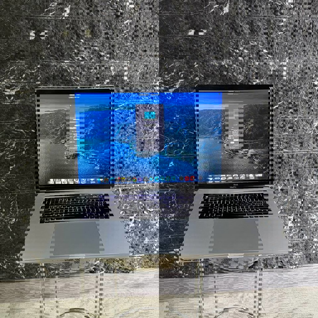 MacBook Pro 15” (2018/2019)