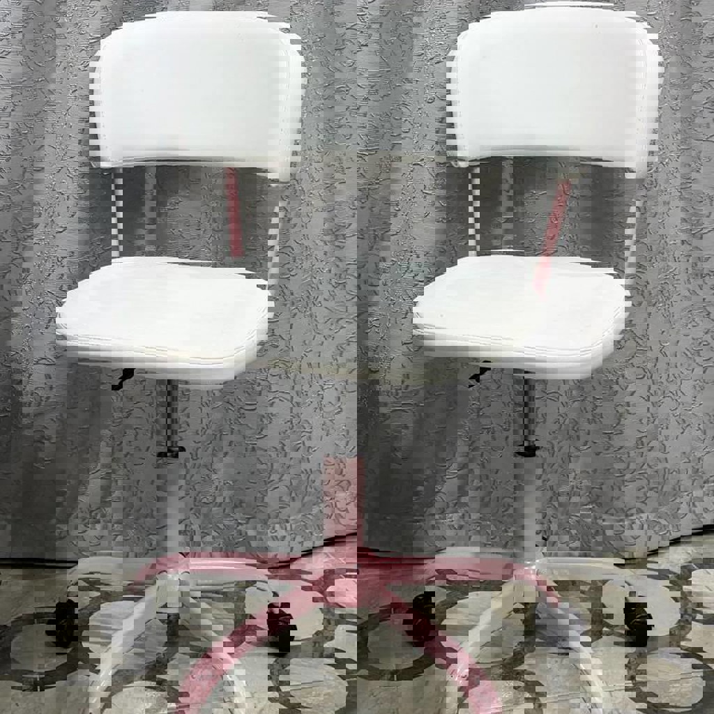 Стул офисный JUSK