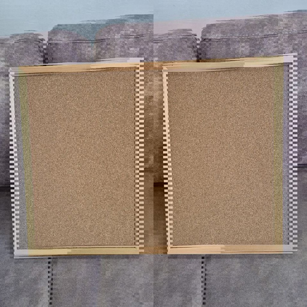 Доска пробковая с креплением