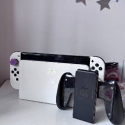 Nintendo Switch OLED - фото 2