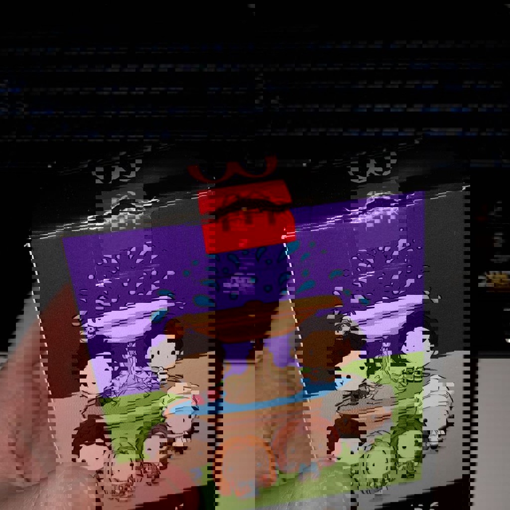 Фигурка Моники