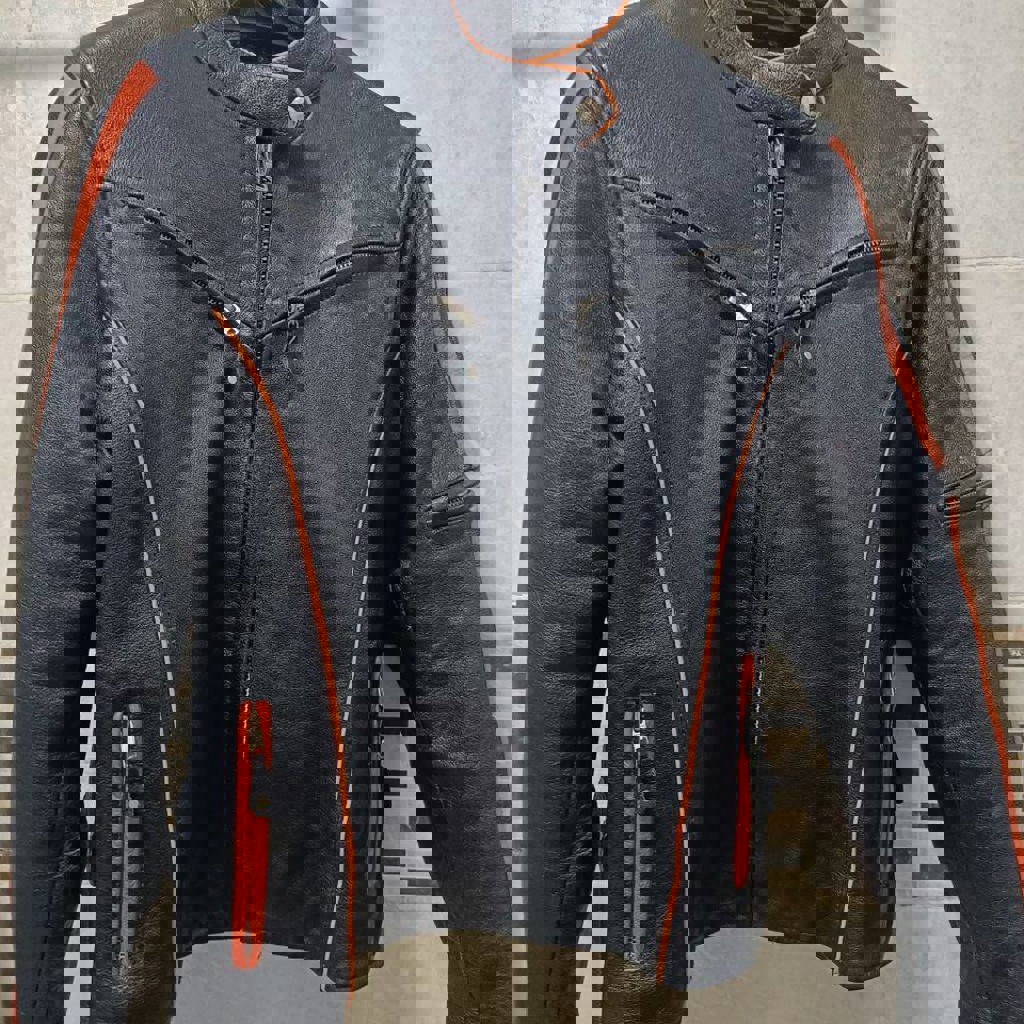 Кожаная мото куртка