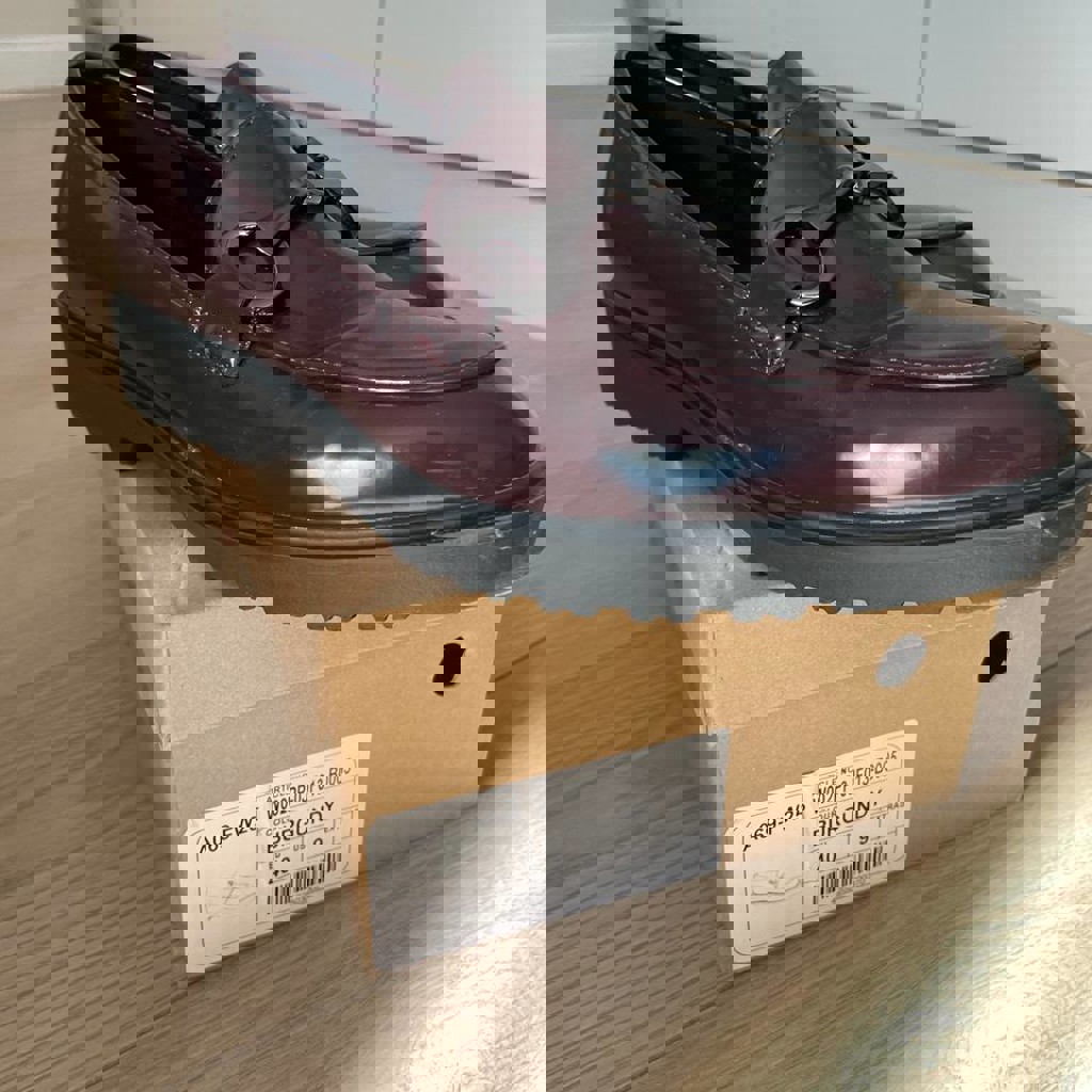 Лоферы из искусственной лаковой кожи