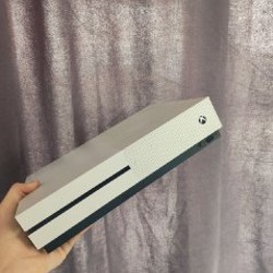 Игровая приставка 'XBOX ONE S' - фото 2