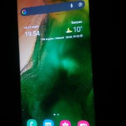 Телефон Самсунг - фото 1