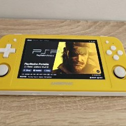 Портативная OLED игровая консоль Android 14 - фото 4