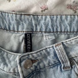 Джинсы женские H&M - фото 3