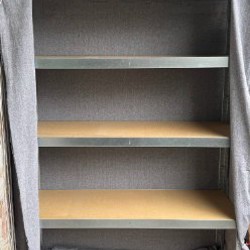 Металлический стеллаж с полками - фото 2