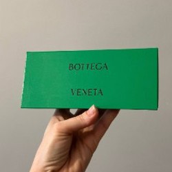 Солнцезащитные очки Bottega Veneta - фото 7