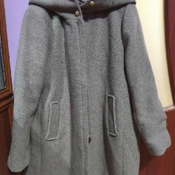 Женское серое пальто - фото 4