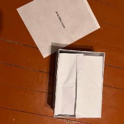 Balenciaga arena - фото 2