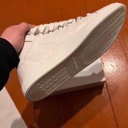 Balenciaga arena - фото 4