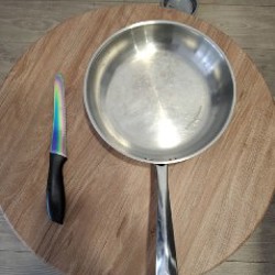 Сковорода металлическая - фото 1