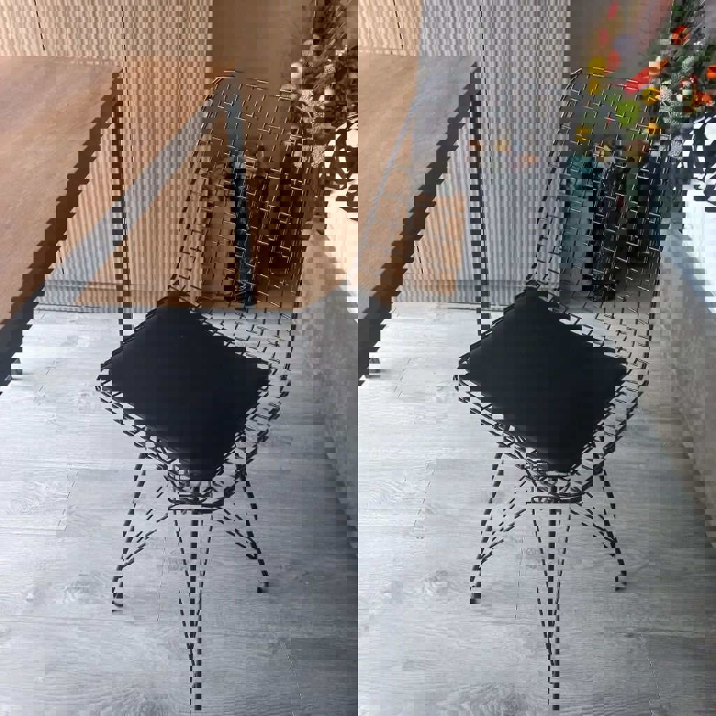 Современное офисное кресло