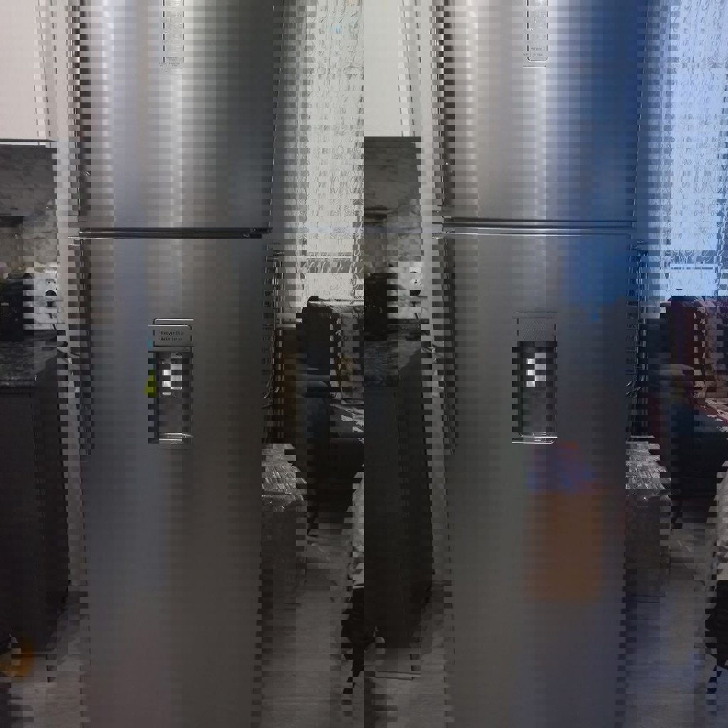 Холодильник Samsung