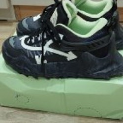 Кроссовки - фото 3