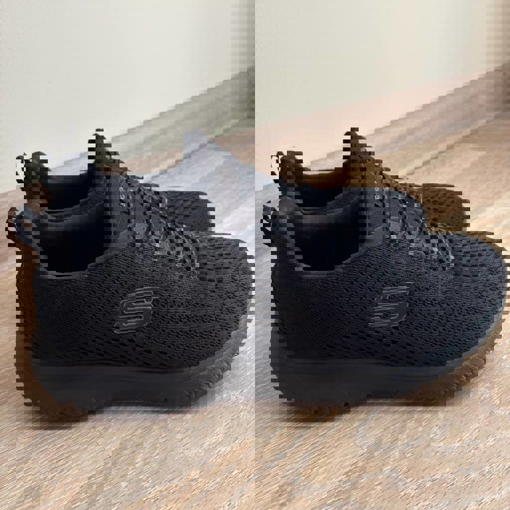 Кроссовки Skechers