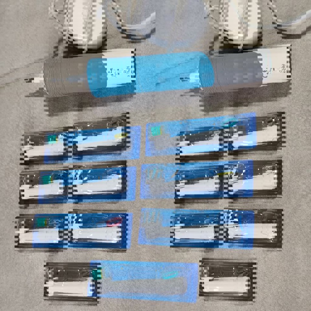 Электрическая зубная щетка Braun Oral-B