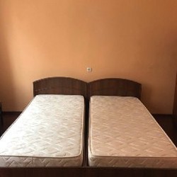 Кровать с матрасом - фото 1