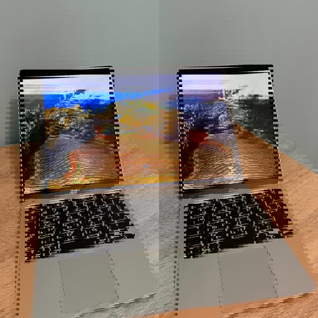 Apple Macbook Air 13