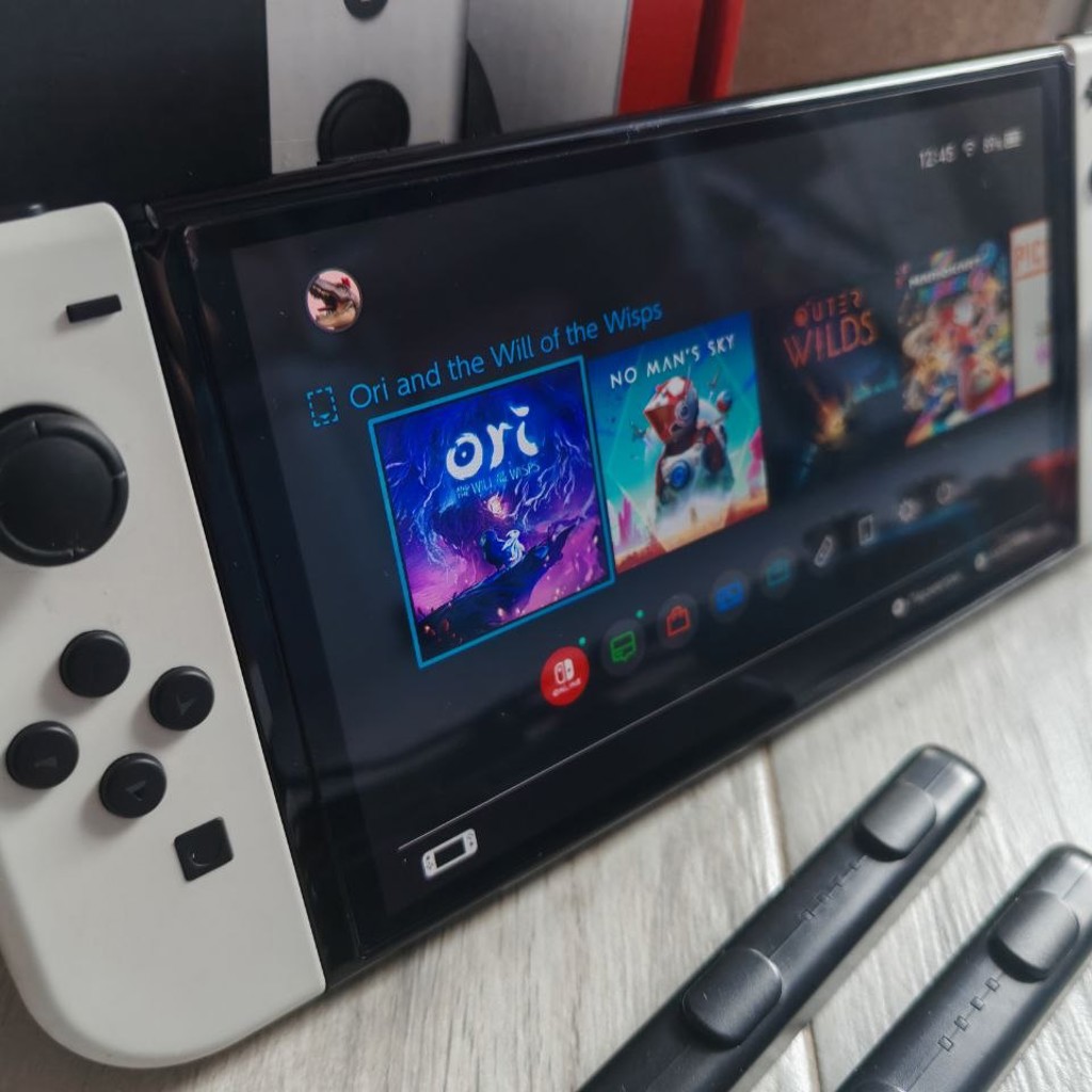 Nintendo Switch Oled white