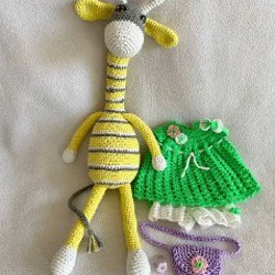 Жирафик с одеждой и сумочкой - фото 2