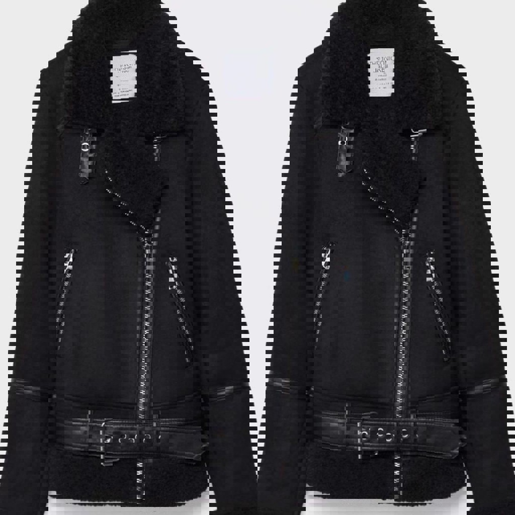 Курточка Pull&bear