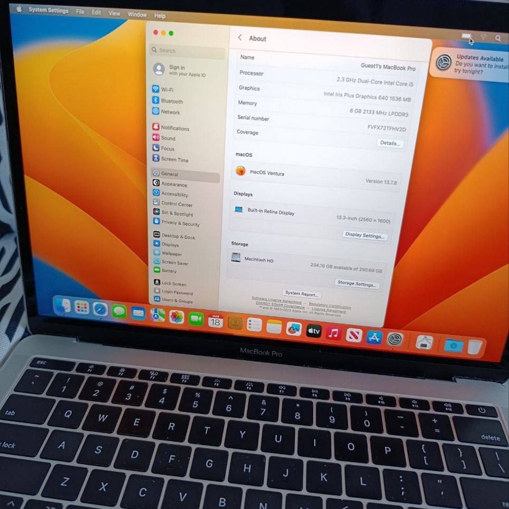 MacBook Pro 13.3” 2017 (Silver)