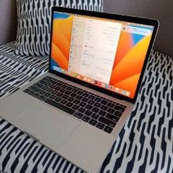 MacBook Pro 13.3” 2017 (Silver) - фото 2