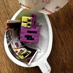 Kinder Joy Minecraft фигурка - фото 2