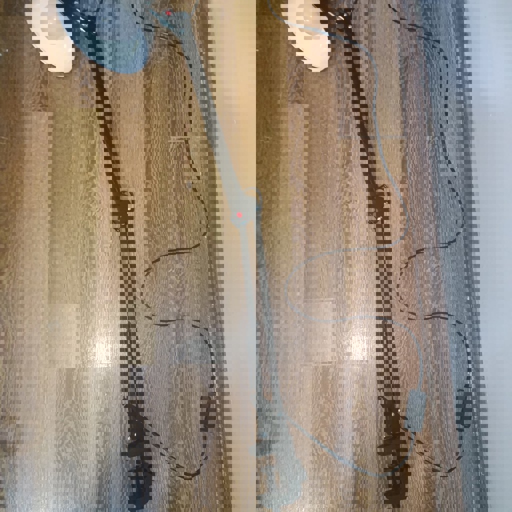 Настольная лампа