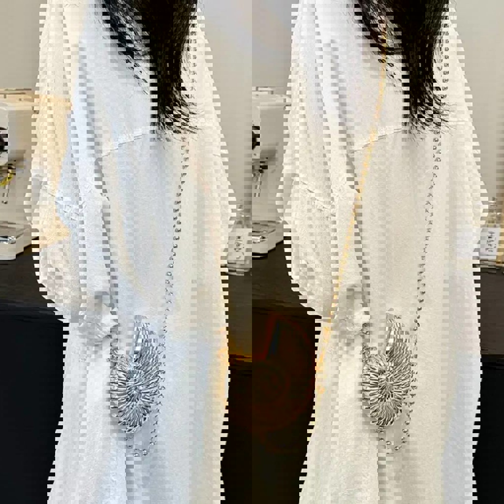 Элегантная мини-сумочка