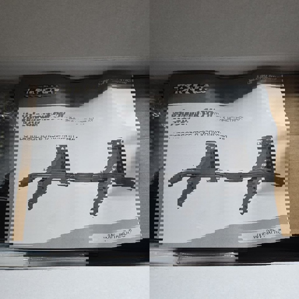 Турник настенный Torneo