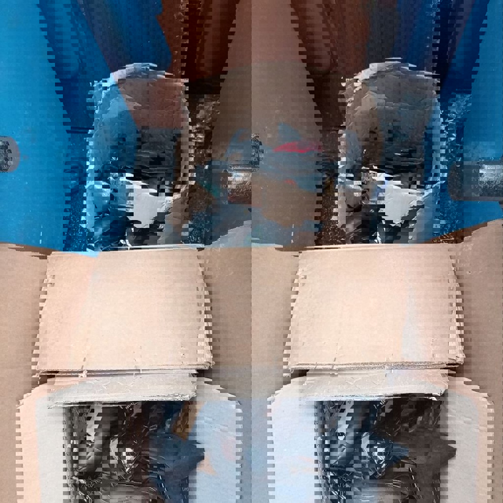 Коробки бу обуви