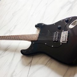 Электрогитара Fender Squire Sonic Stratocaster - фото 3