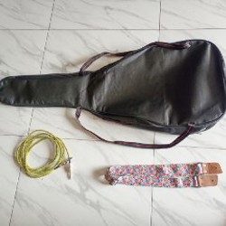 Электрогитара Fender Squire Sonic Stratocaster - фото 7