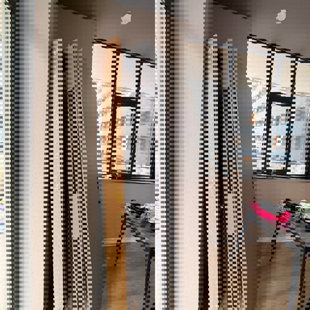 Двери в комнату