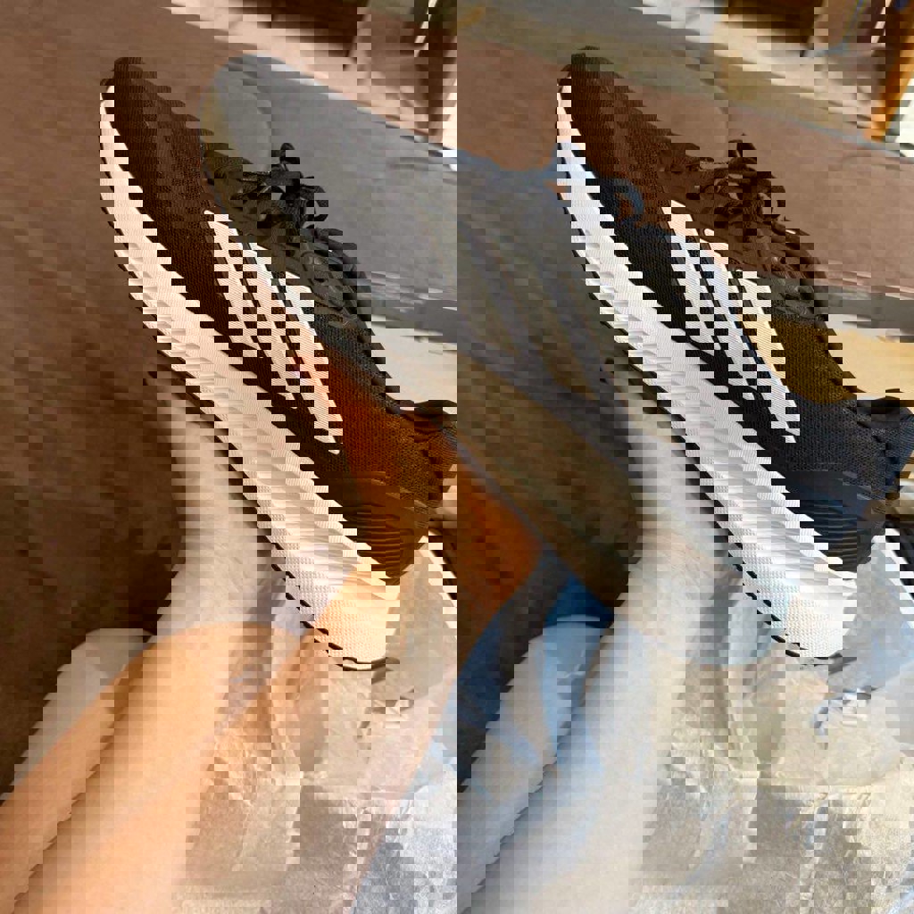 Кроссовки Adidas