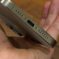 IPhone 15 Pro Max - фото 2