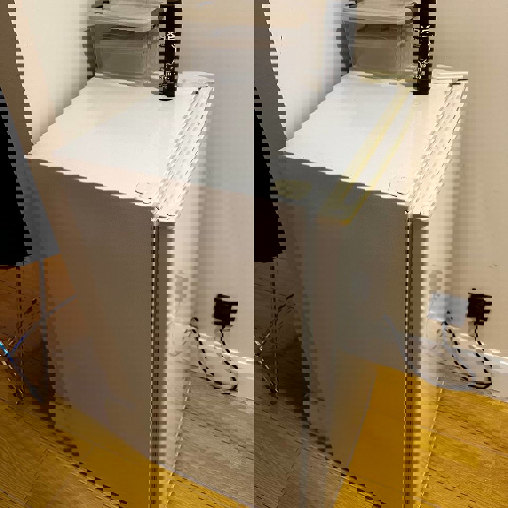 Холодильник с морозильной камерой