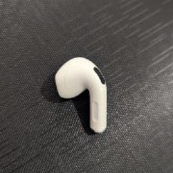 AirPods 4 левый - фото 2