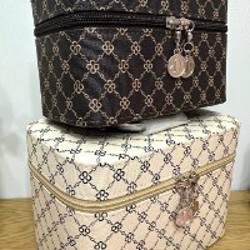 Косметичка бежевая - фото 1