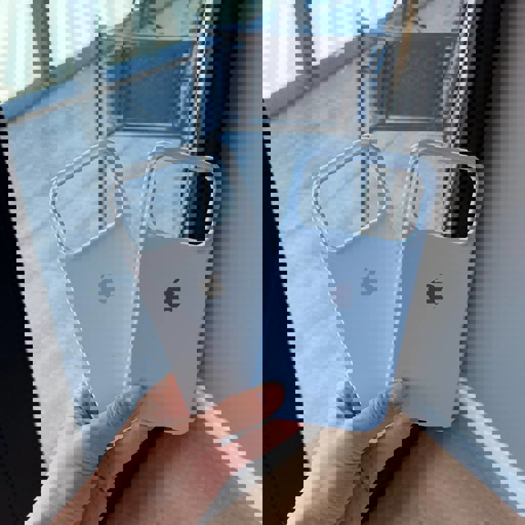 Чехол на iPhone 17 Pro - Голубой